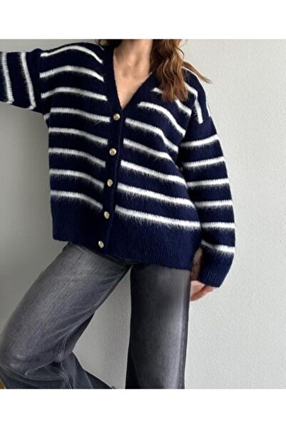 Butik La Lilyum, Çizgili Şardonlu Gold Düğmeli Kadın Hırka - Yumuşak ve Şık T...