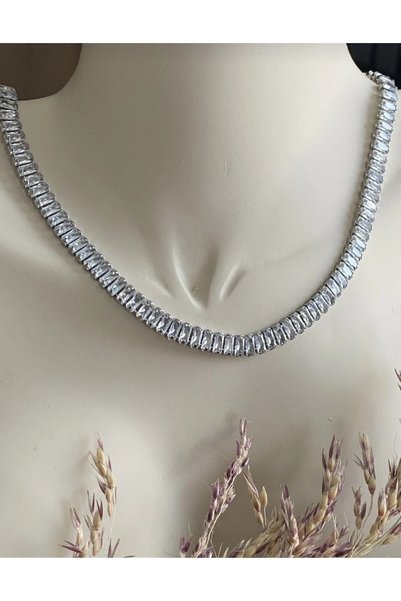 AKSESUARIM Zircon Stone Waterway, Stylish, Elegant, Unbreakable, Antiallergic, Vip Necklace (Will Be Sent with Extension Device)