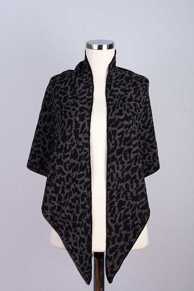 Sebir Moda Leopard Patterned Knitwear Triangle Shawl