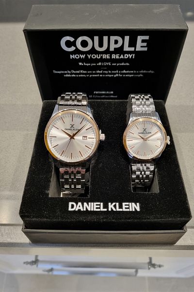 Daniel Klein Steel Bracelet Metallic Color Lover Wrist Watch 2 pcs