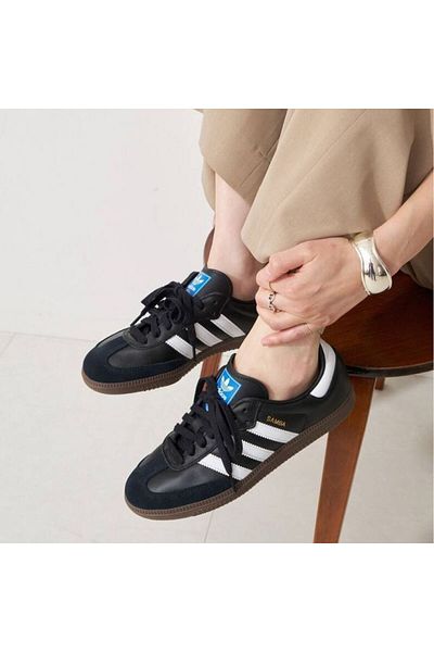 adidas B75807-Black Samba Og Daily Unisex Sneaker