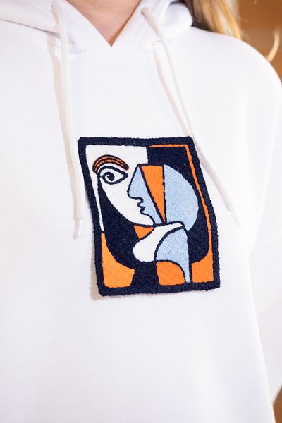 TEVOOY Unisex Overize Hooded Pocket Heart Embroidery Detail Sweatshirt