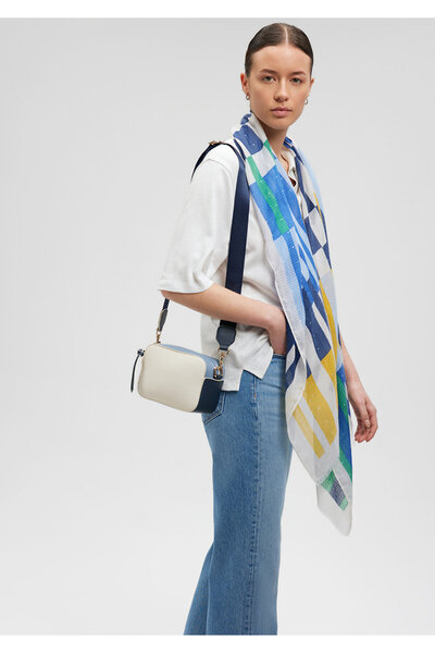 Mavi Weiße Umhängetasche mit marineblauem Riemen1910084-32184