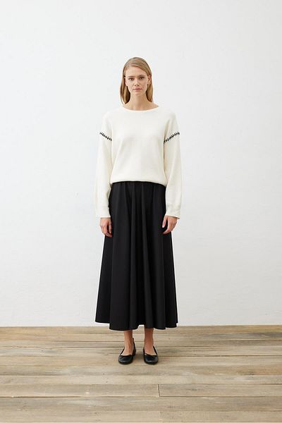 TERZİ DÜKKANI Premium Selection Ecru Sweater - Stitching Detail