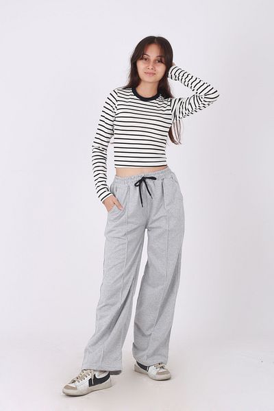 han elegant Oversize Sweatpants and Cropled Girls' Set