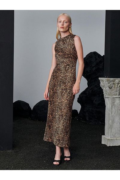 RİVUS Αμάνικο φόρεμα με κολάρο Gathered Slim Fit - Leopard