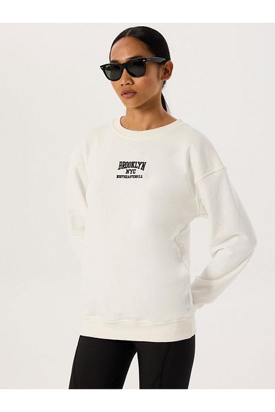 RİVUS Hanorac oversize brodat alb