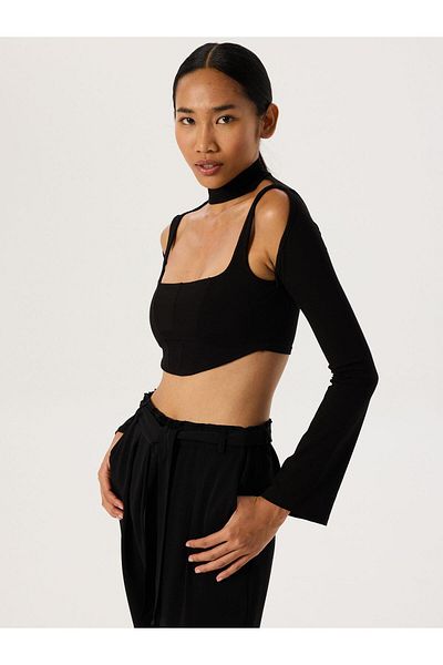 RİVUS Black Blouse - Cut Out Detail