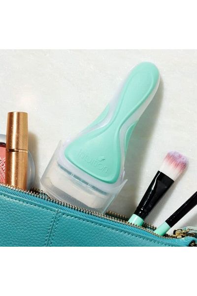 Wilkinson Sword سكين حلاقة للنساء من Intuition 2in1 Sensitive Care بمقبض واحد وسكين واحد