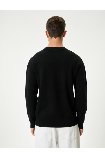 Koton Langärmliger Basic-Pullover mit Rundhalsausschnitt