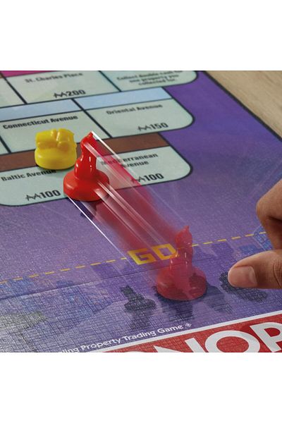 Monopoly لعبة Knockout | لعبة حفلات عائلية | سريعة اللعب | من 2 إلى 8 لاعبين | من سن 8 سنوات فما فوق