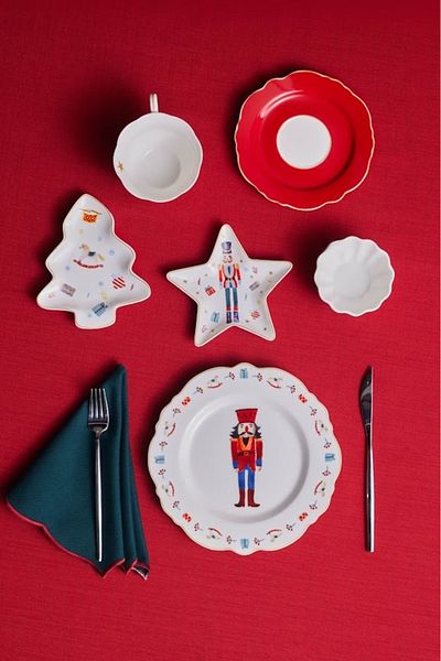 Karaca New Year Nutcracker 20 Piece Breakfast Set for 4 People