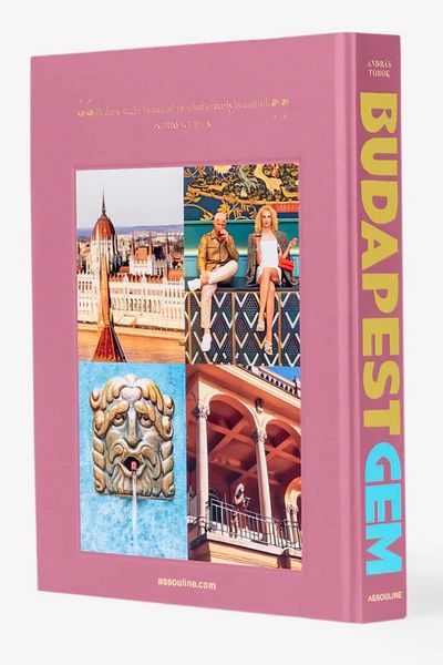BSEYSTORE 2025 654 Budapest Gem - Slide and Stylish Design