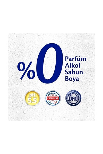 Molfix Isotonic Water Wipes Fresh 60 Pieces X18 Pieces
