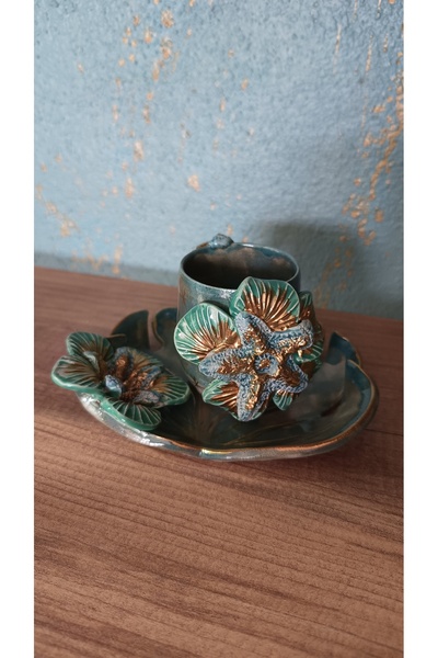 Gül Nakkaş Seramik Seramik el yapımı tasarım büyük yıldız çiçekli yaprak tabaklı duble Türk kahve fincanı