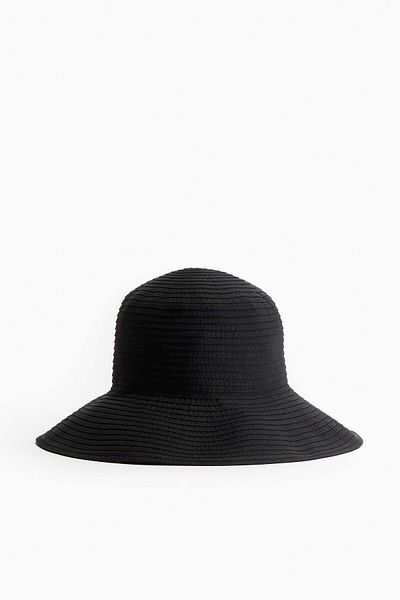H&M Bucket hat