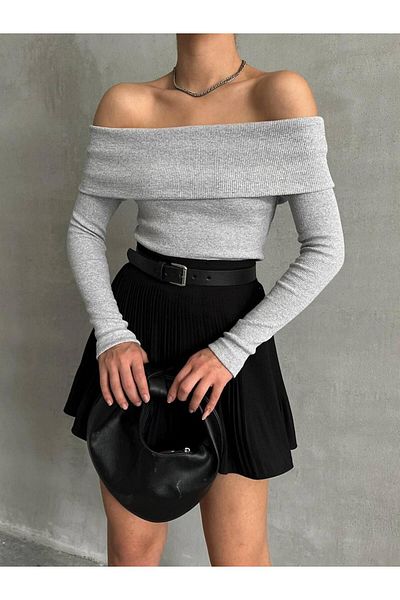Lacesta Madonna Collar Knitwear Sweater