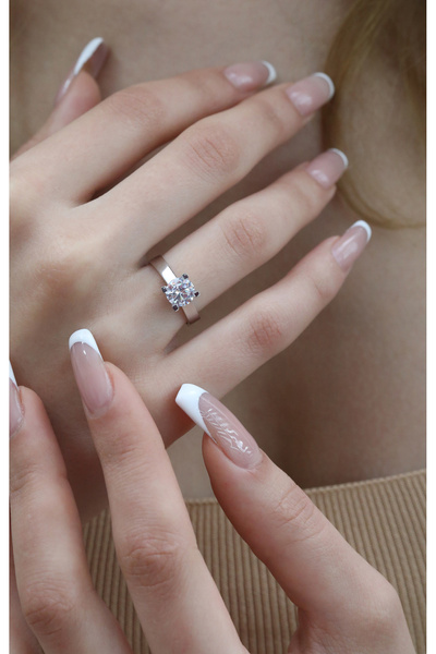 Kuyumcum 14 Ayar Beyaz Altın Splendore Tektaş Yüzük, Anneye Eşe Sevgiliye Hediye