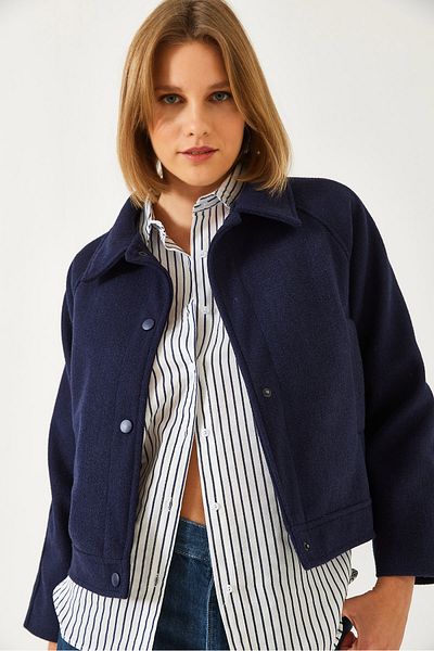 Bianco Lucci Women's Raglan Sleeve Short Stamp Jacket 2626 60261106