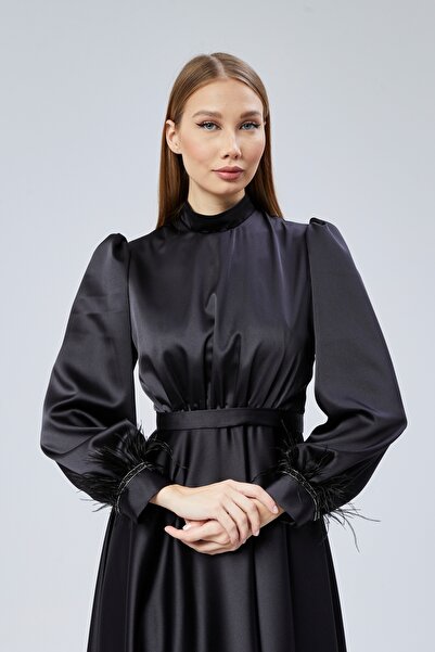 Asees Βραδινό φόρεμα Hijab με μανίκια με φτερά και πέτρα