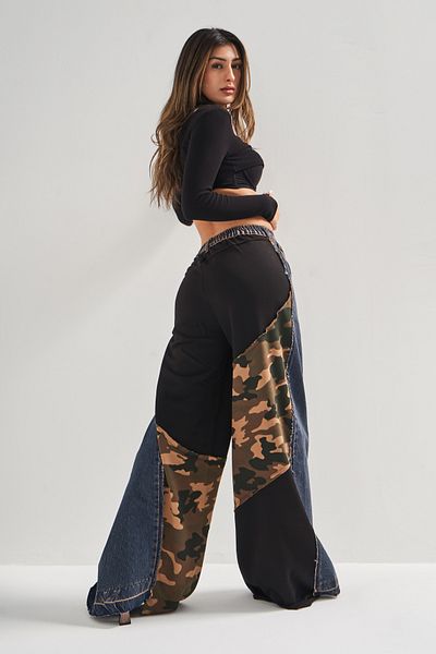 its basic Blugi Camuflaj - Denim tricotat Palazzo cu centură pentru femei