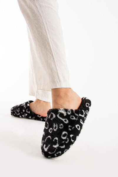MODA TÜYLÜ KAPALI Kadın Ev Terliği Kışlık Terlik Sessiz Taban Leopar Desen