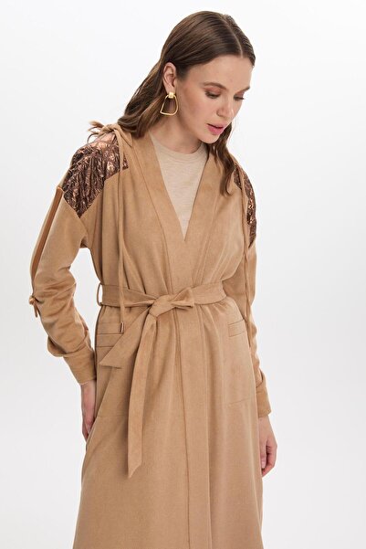 Zühre Beige Hooded and Belted Clothing - Shoulder Quilted Detail Gç-0226
