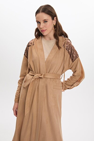 Zühre Beige Hooded and Belted Clothing - Shoulder Quilted Detail Gç-0226