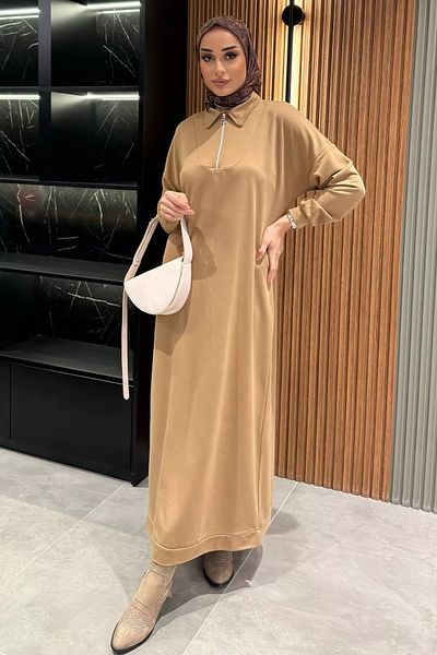 julude Μπεζ φόρεμα Hijab με μισό φερμουάρ