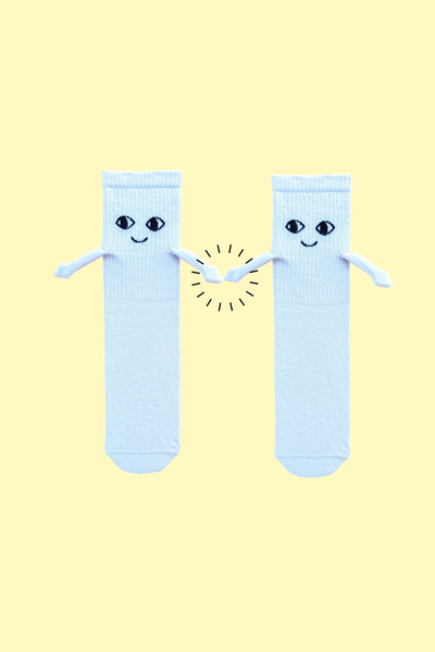 ZEYZEY MONKEY 3-Piece Holding Magnet Socks Set for Mother and Father Children - Age 5/8 (3 Pairs)