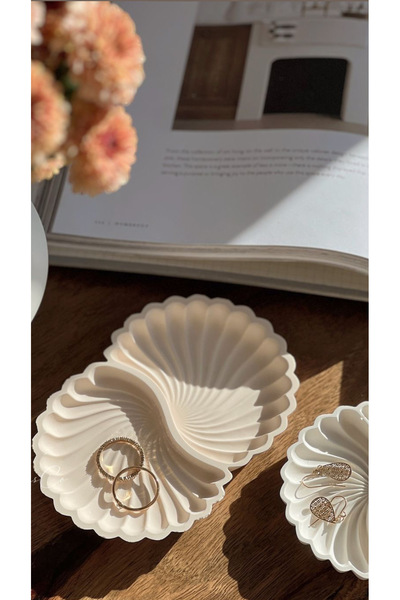 Louve Store Çift bölmeli Beyaz Deniz Kabuğu , Dekoratif Tabak , Obje , Takı tabağı