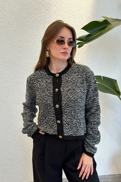 novon Cardigan premium cu guler de judecător cu detaliu de nasturi aurii (compatibil cu MĂRIMEA 34-42)