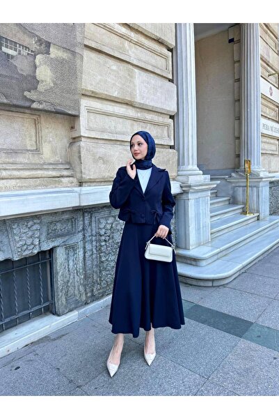 RFK Butik Fusta de damă cu design scurt cu fundă, cu detaliu, costum de jache...