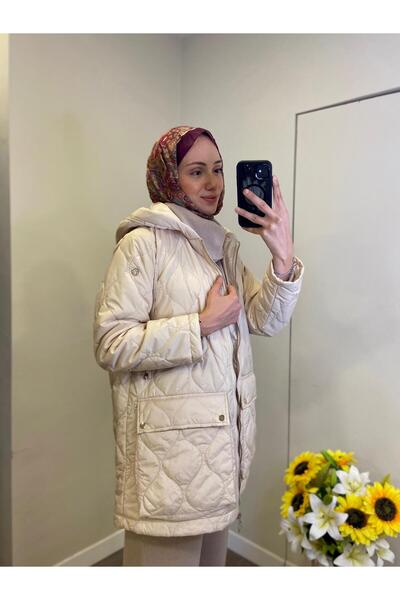 Levidor Kapüşonlu Kapitone Kısa Mont