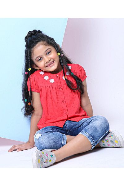 Babyhug بلوزة بأكمام قصيرة وتطريز زهري - أحمر