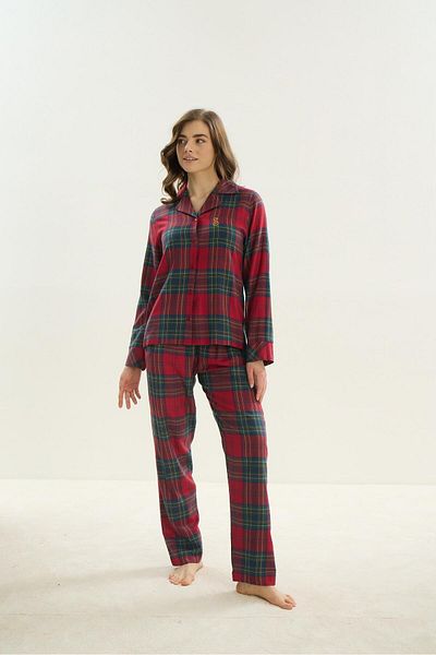 Sevim Costum de pijama roșu cu mânecă lungă, cu nasturi în față, 40261