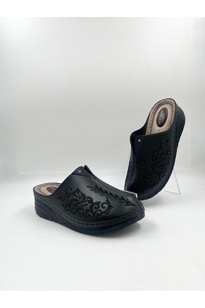 Babetty Ανατομικές μαλακές καθημερινές παντόφλες με κλειστή μπροστινή σόλα μασάζ