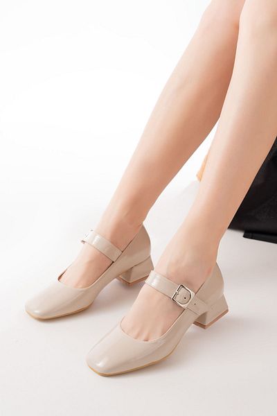ELLOLİTA LUXURY SHOES ST-006 Pantofi zilnici cu toc de 4 cm din piele lacuita bej