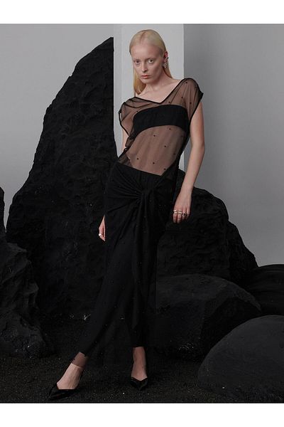 RİVUS Null Sleeves Pearls Tulle Dress with V-Neck Waist Tie Detail - Black