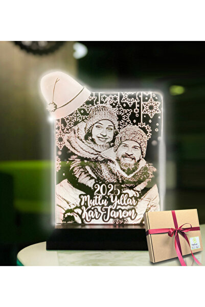 Genel Markalar Yılbaşı Hediyesi Kişiye Özel Resimli Noel Baba Şapkalı 3d Led Gece Lambası