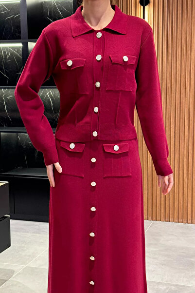 julude Claret Red Button Λεπτομερής Ζακέτα Φούστα Hijab Knitwear Σετ δύο τεμαχίων