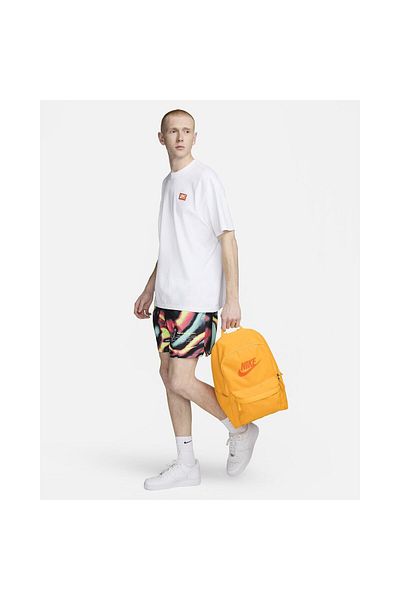 Nike Unisex batoh Nike Heritage 25L oranžový
