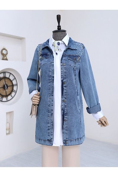 Modamorfo Blaue Jeansjacke – mit Steinstickerei und Waschung