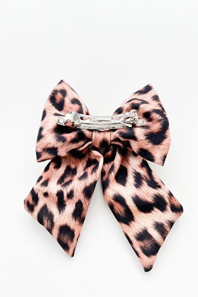 Pretty Leopard Patterned Bow Buckle