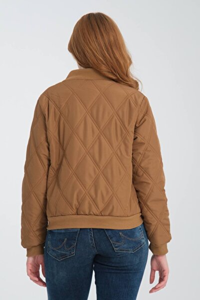 Reji Diamond Pattern Short Coat