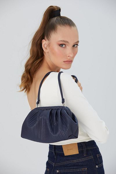 SHUBBAGS Тъмносиня плетена дамска малка чанта за рамо с шарки - Daily Bag