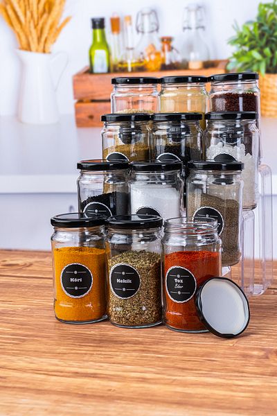 KRM HOME 12 Pieces of Metal Lids 320 ml Glass Spice Rack, Sticker Set of 12 Spice Jars