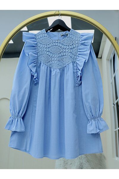 Modamorfo Tunica poplin albastru - Roba cu volane pe umeri si broderie din dantela