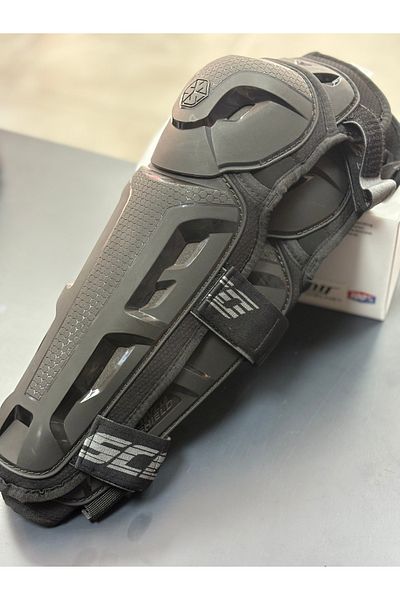 Scoyco K26 Motorcycle - Black Strap Strap Protection