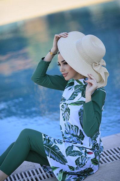 Remsa Mayo Design costum de baie hijab acoperit complet cu frunze verzi